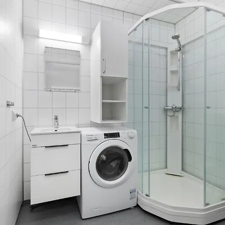 Bright And Cozy 2-room *