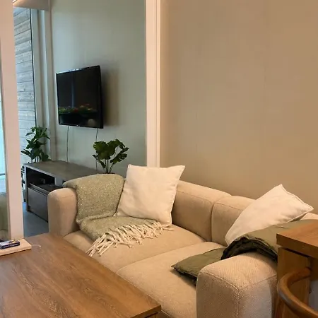 Daire Bright And Cozy 2-room *