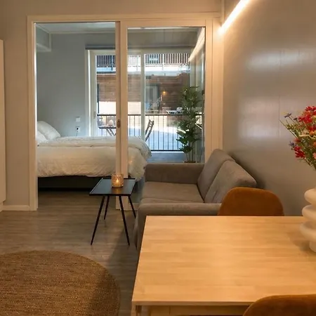 Bright And Cozy 2-room شقة